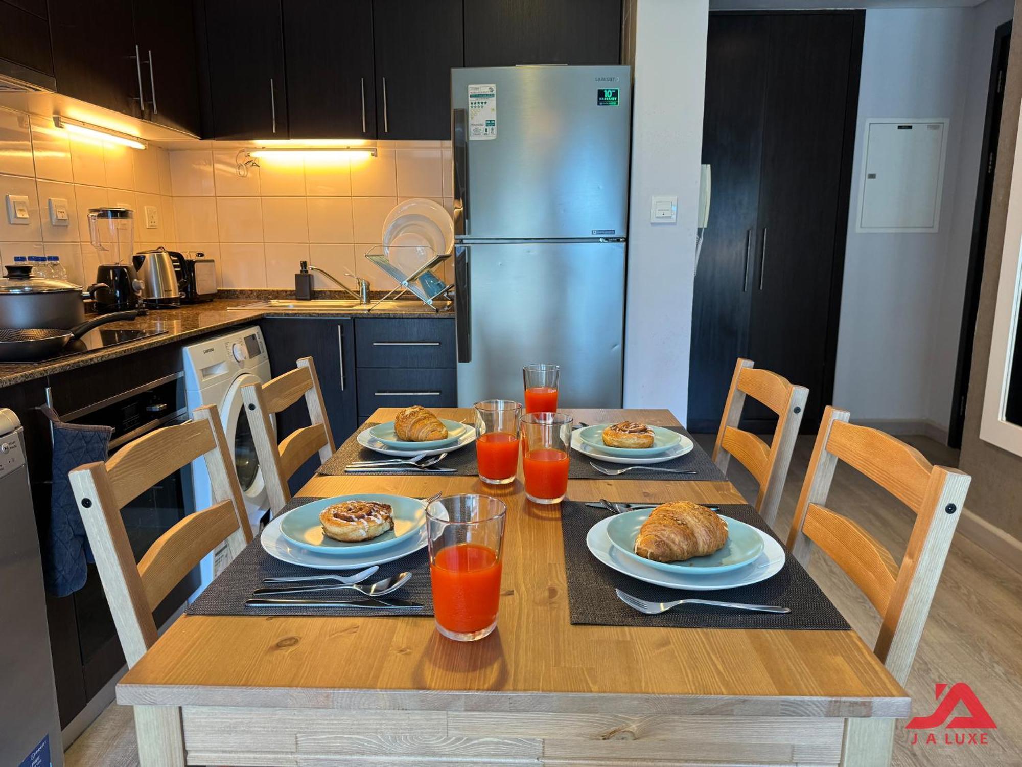 Cozy Marina & Sea View Apt In Bay Central Tower Dubai Marina With Modern Gym & Pool, Steps To Beach & Metro Exterior photo